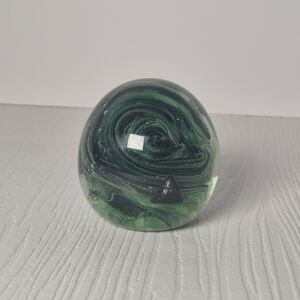 VTG Kerry Glass Ireland Emerald Green Swirl Art Glass Paperweight